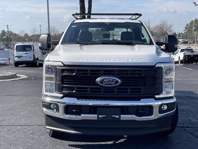 2026 Oxford White Ford Super Duty F-250 SRW XL 4X4 Truck