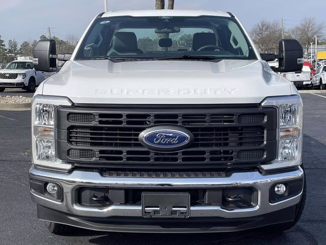 2026 Oxford White Ford Super Duty F-350 SRW XL RWD Truck