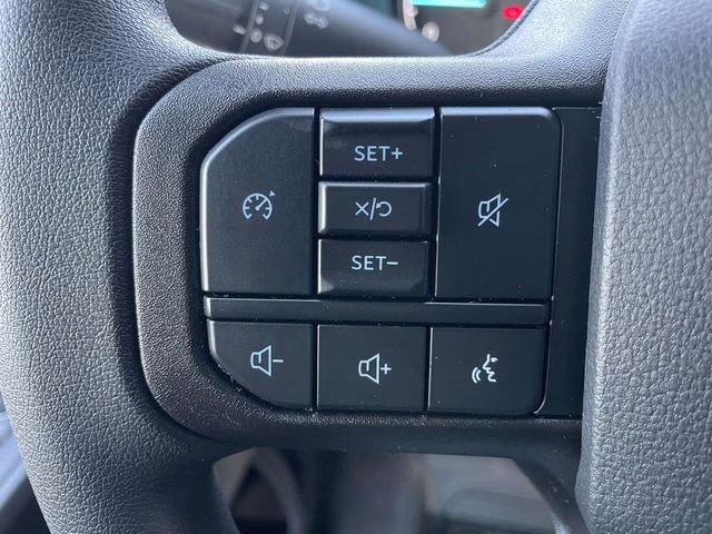 2026 Oxford White Ford Super Duty F-350 SRW XL 4X4 Truck