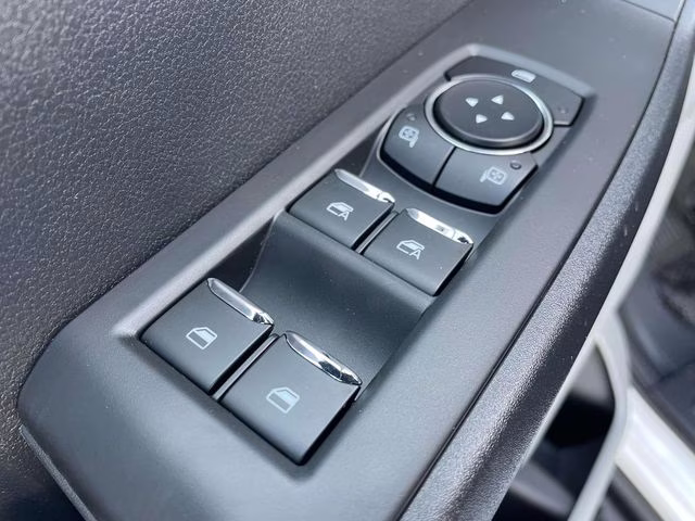 2026 Oxford White Ford Super Duty F-350 SRW XL 4X4 Truck