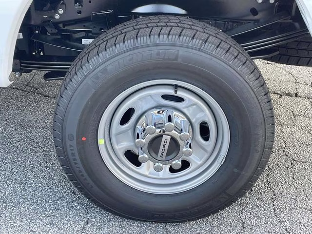 2026 Oxford White Ford Super Duty F-350 SRW XL 4X4 Truck