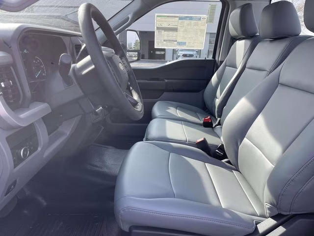 2026 Oxford White Ford Super Duty F-250 SRW XL RWD Truck