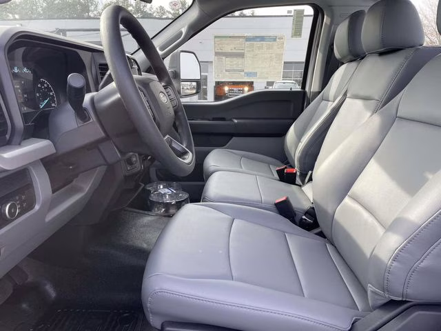 2026 Oxford White Ford Super Duty F-250 SRW XL 4X4 Truck