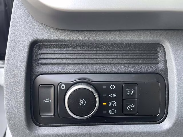 2026 Oxford White Ford Super Duty F-250 SRW XL 4X4 Truck