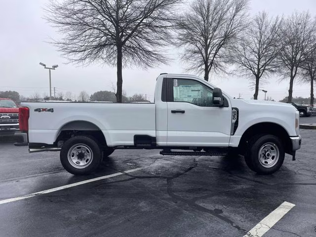2026 Oxford White Ford Super Duty F-350 SRW XL 4X4 Truck