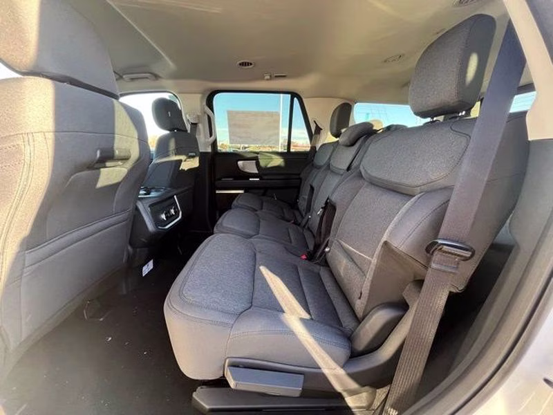 2026 Star White Metallic Tri-Coat Ford Expedition Active RWD SUV