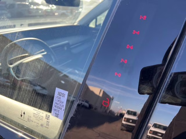 2026 White Platinum Clearcoat Metallic Lincoln Nautilus Reserve AWD SUV