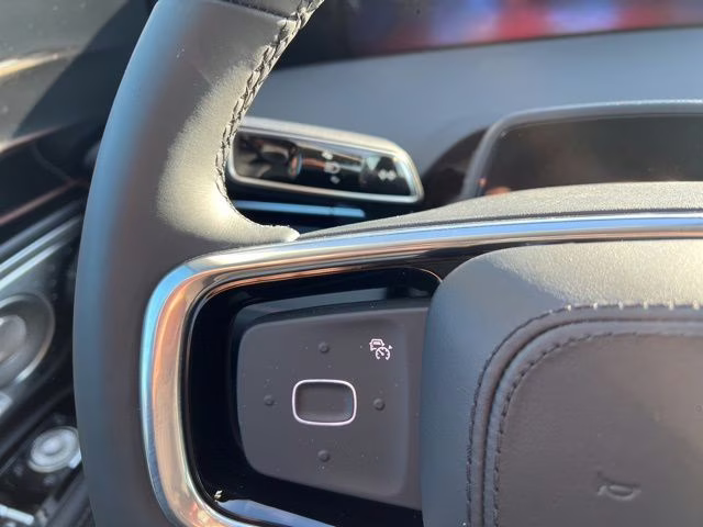 2026 White Platinum Clearcoat Metallic Lincoln Nautilus Reserve AWD SUV