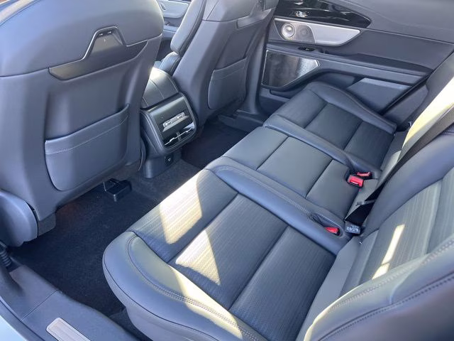 2026 White Platinum Clearcoat Metallic Lincoln Nautilus Reserve AWD SUV