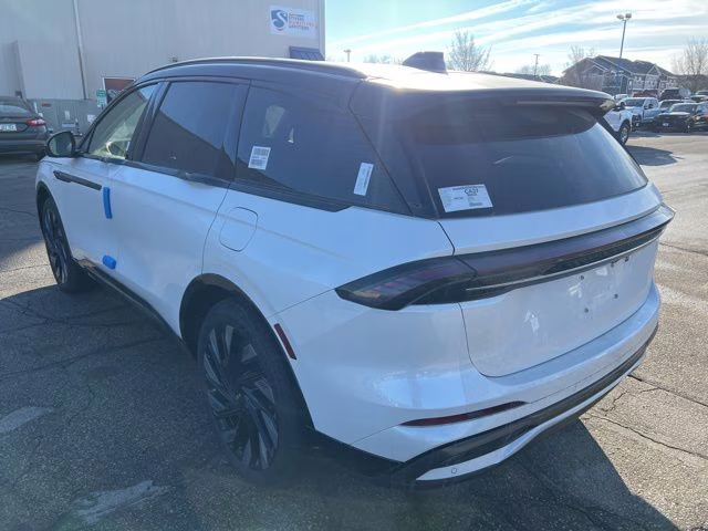 2026 White Platinum Clearcoat Metallic Lincoln Nautilus Reserve AWD SUV