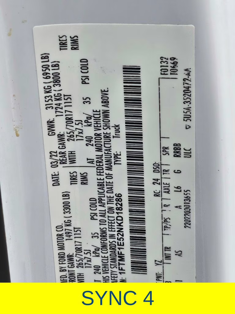 2022 Oxford White Ford F-150 XL 4X4 Truck