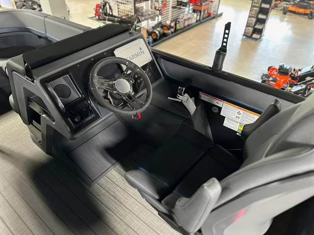 2024 - Manitou Pontoon Explore 22 Switchback V-Toon Boat