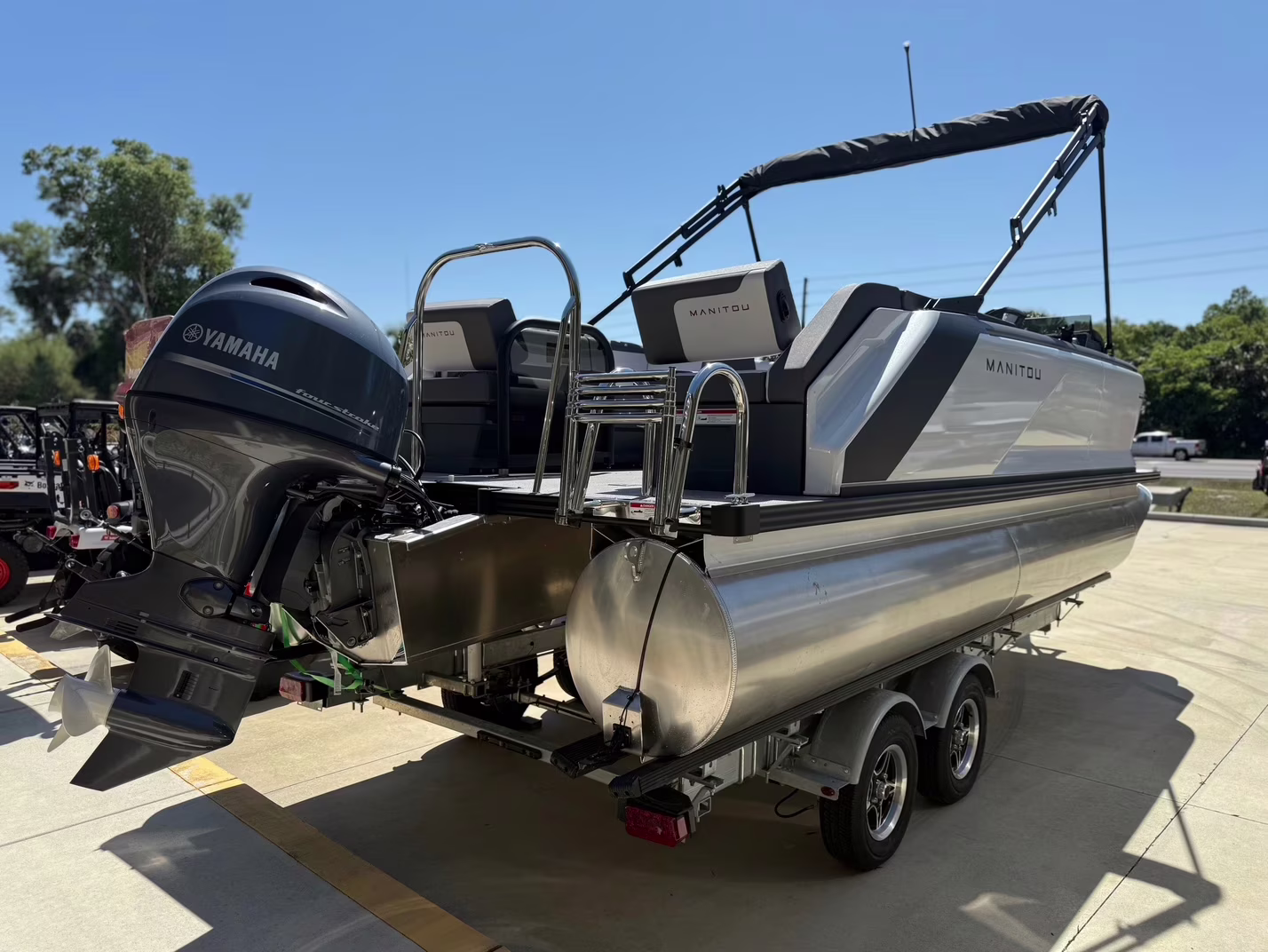 2025 - Manitou Pontoon Cruise 20 Bench Twin Tube Boat