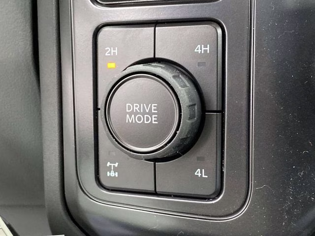 2026 Oxford White Ford Super Duty F-250 SRW XL 4X4 Truck