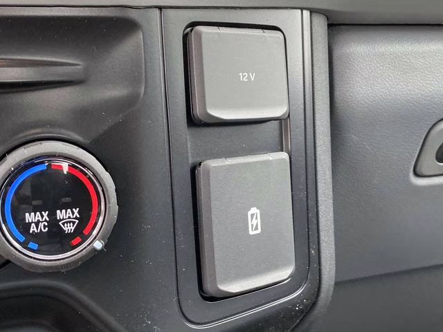 2026 Oxford White Ford Super Duty F-250 SRW XL 4X4 Truck