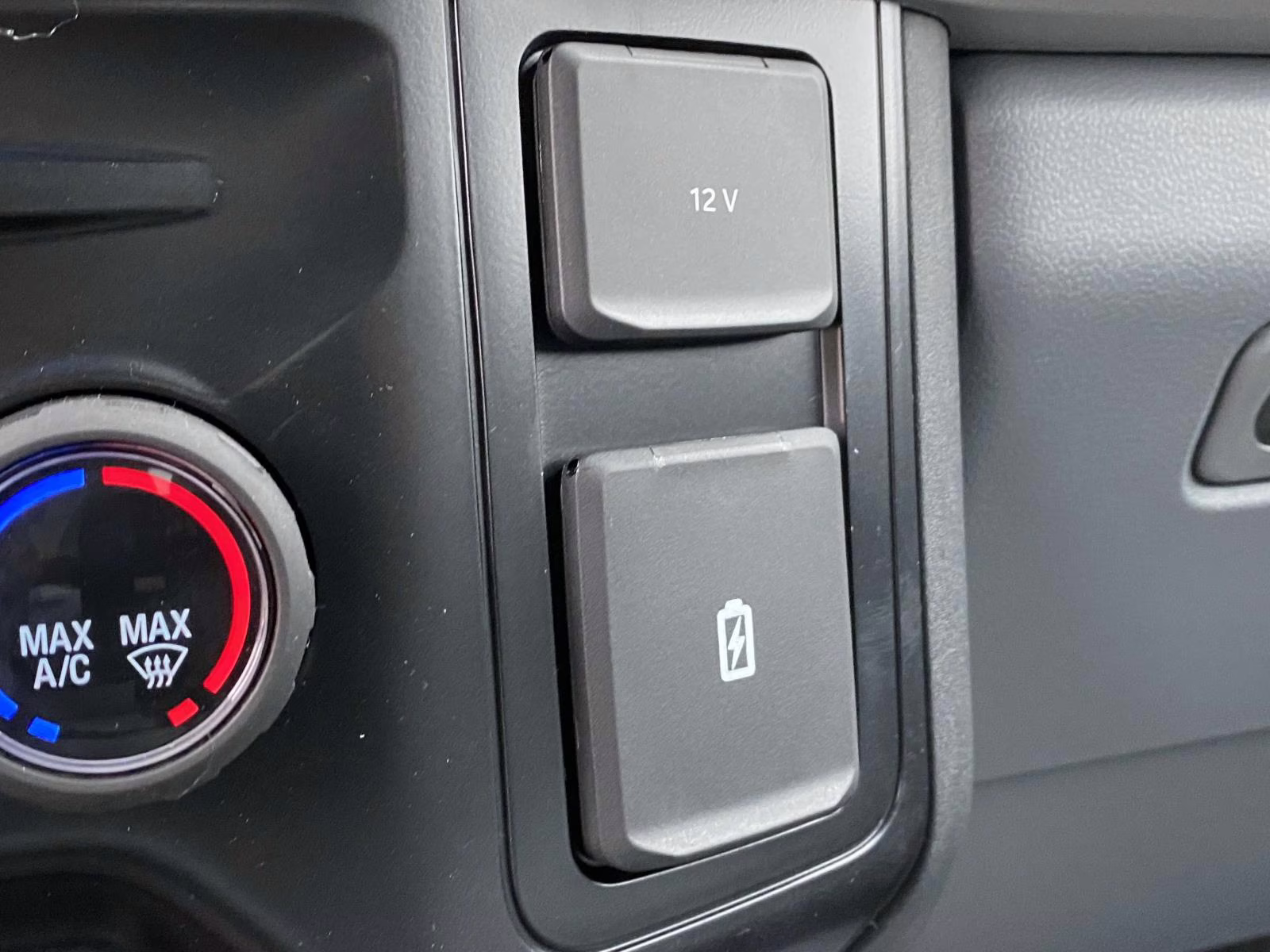 2026 Oxford White Ford Super Duty F-450 DRW XL 4X4 Chassis