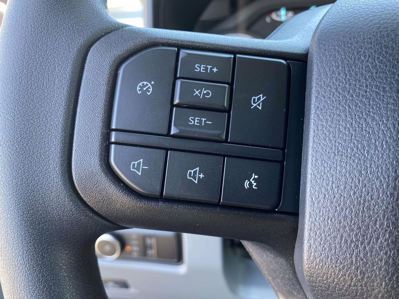 2026 Oxford White Ford Super Duty F-250 SRW XL 4X4 Truck