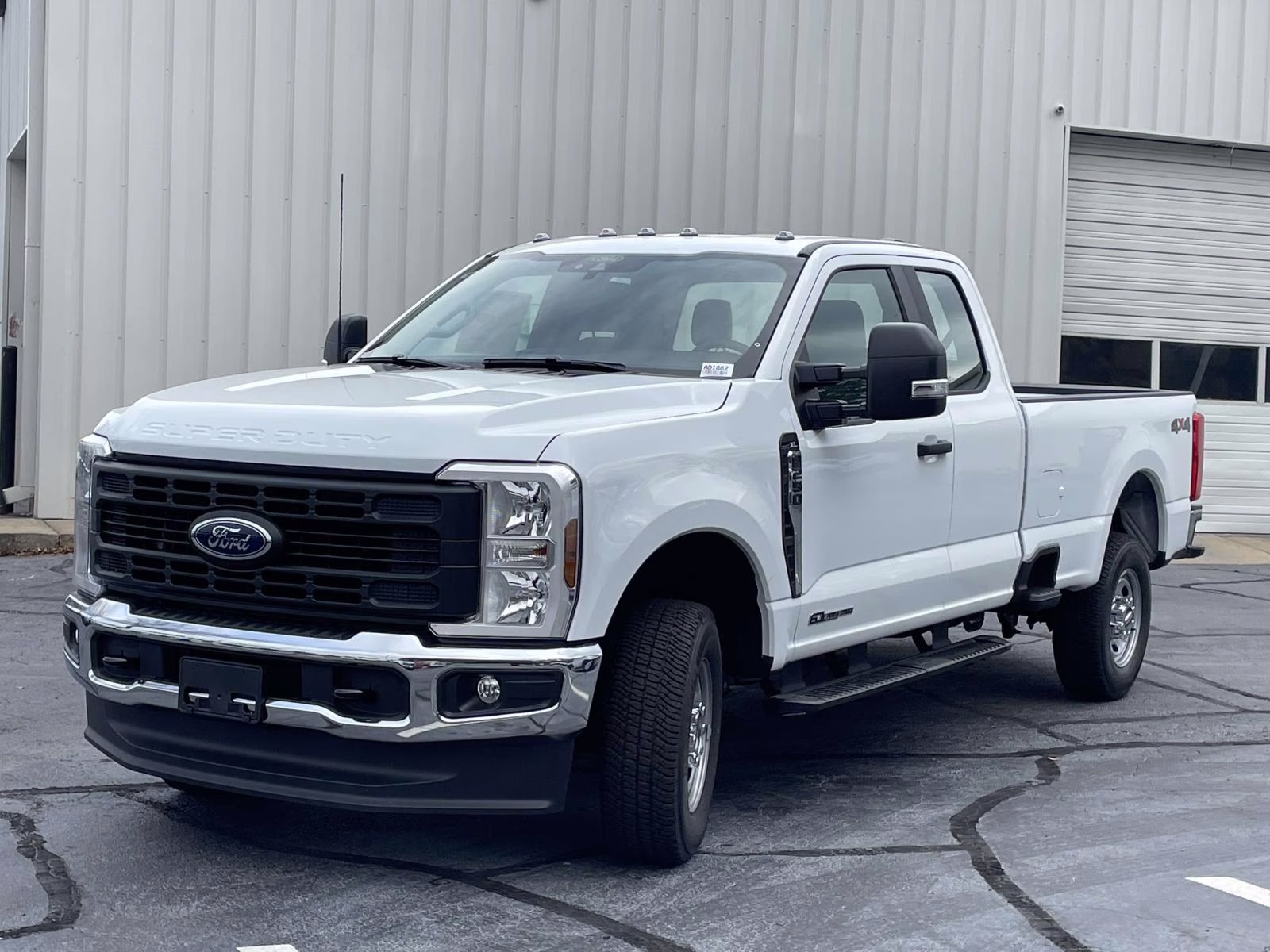 2026 Oxford White Ford Super Duty F-250 SRW XL 4X4 Truck