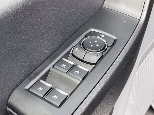 2026 Oxford White Ford Super Duty F-250 SRW XL 4X4 Truck