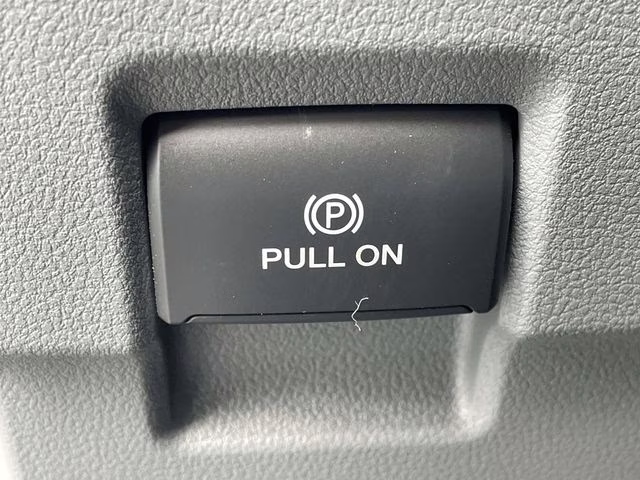 2026 Oxford White Ford Super Duty F-250 SRW XL 4X4 Truck