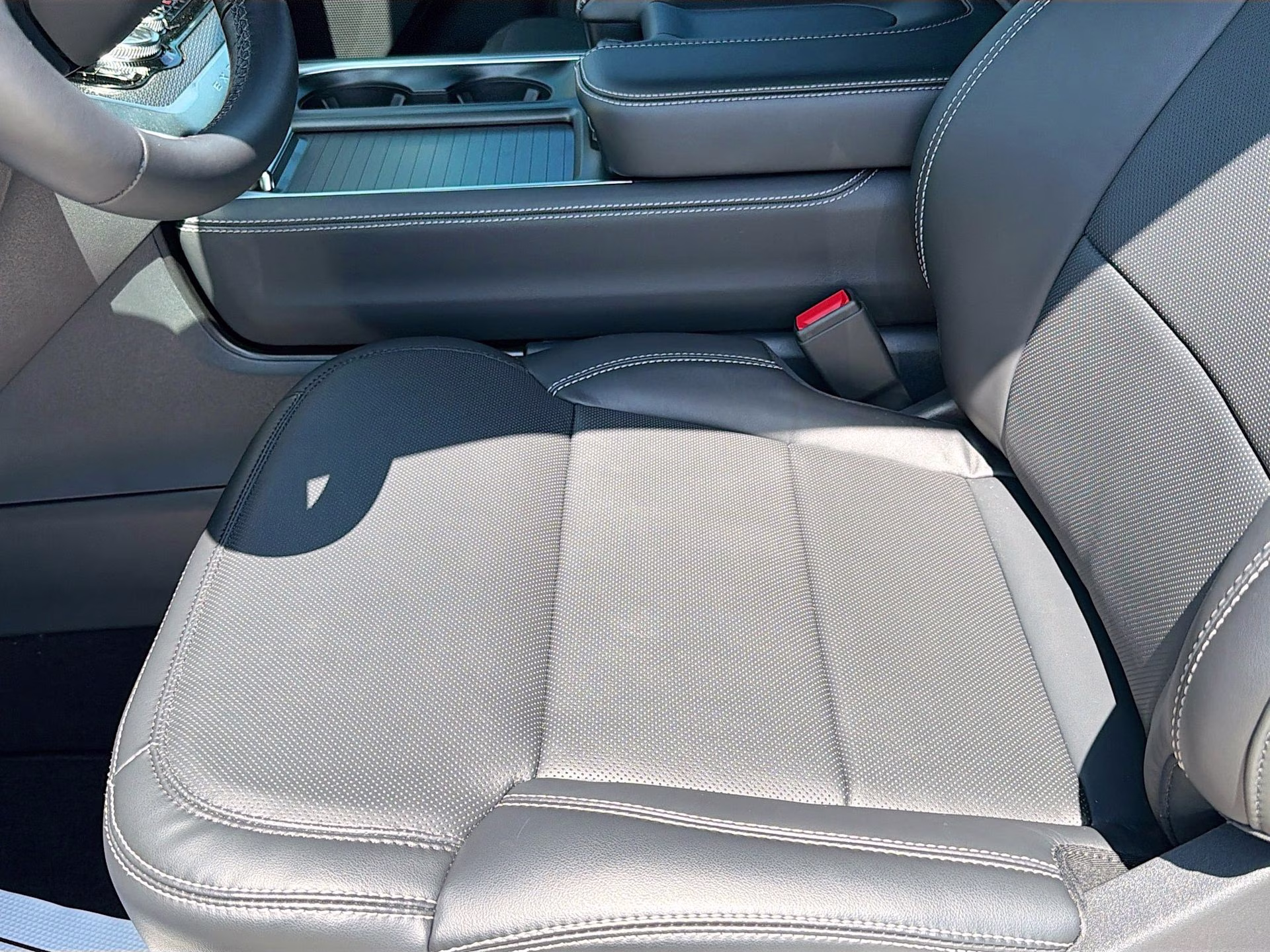 2026 Agate Black Metallic Ford Expedition Platinum 4X4 SUV