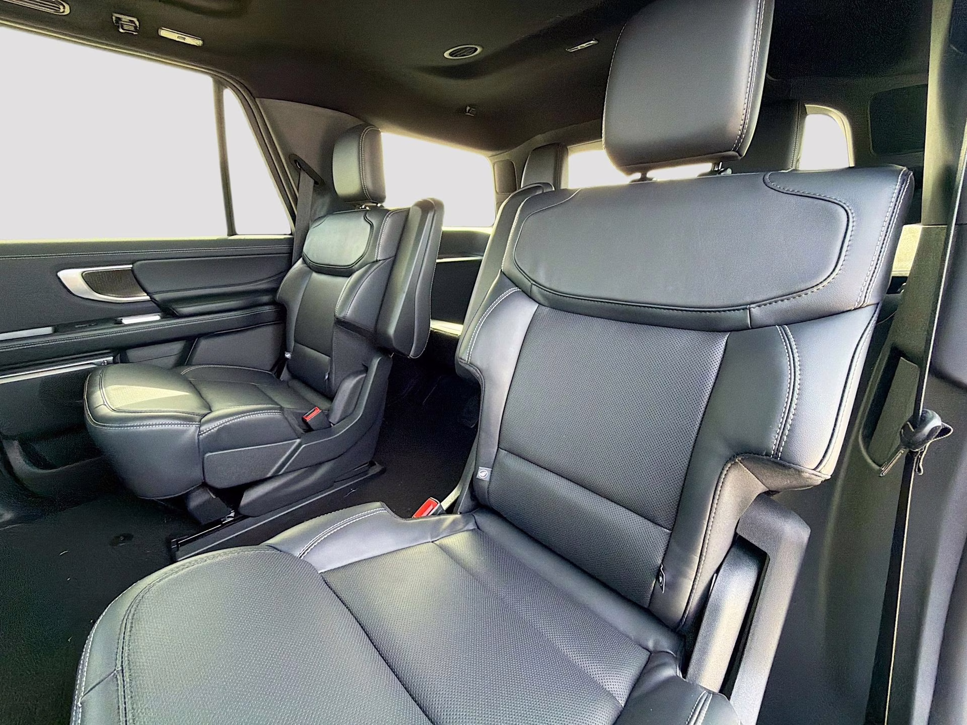 2026 Agate Black Metallic Ford Expedition Platinum 4X4 SUV