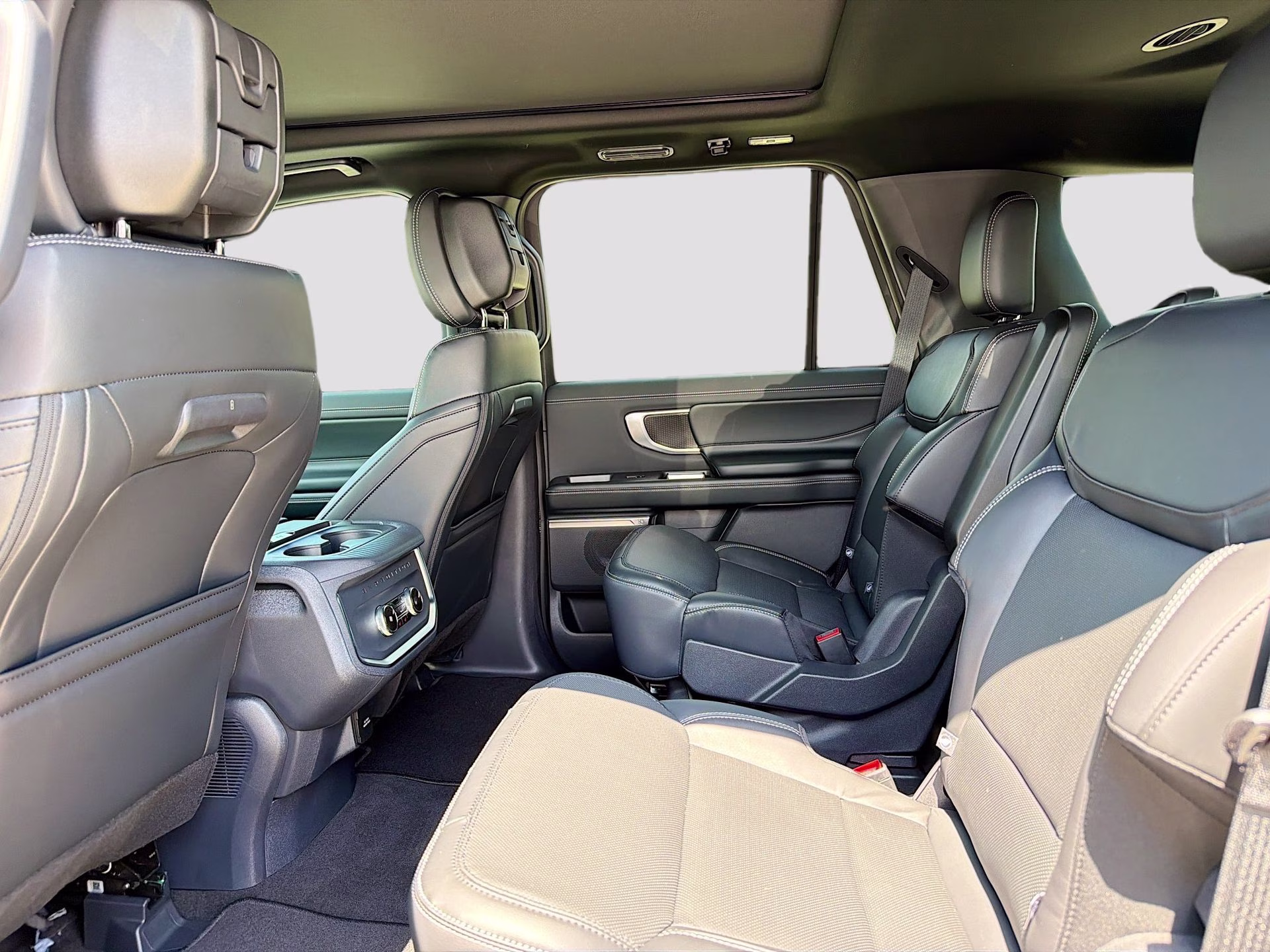 2026 Agate Black Metallic Ford Expedition Platinum 4X4 SUV