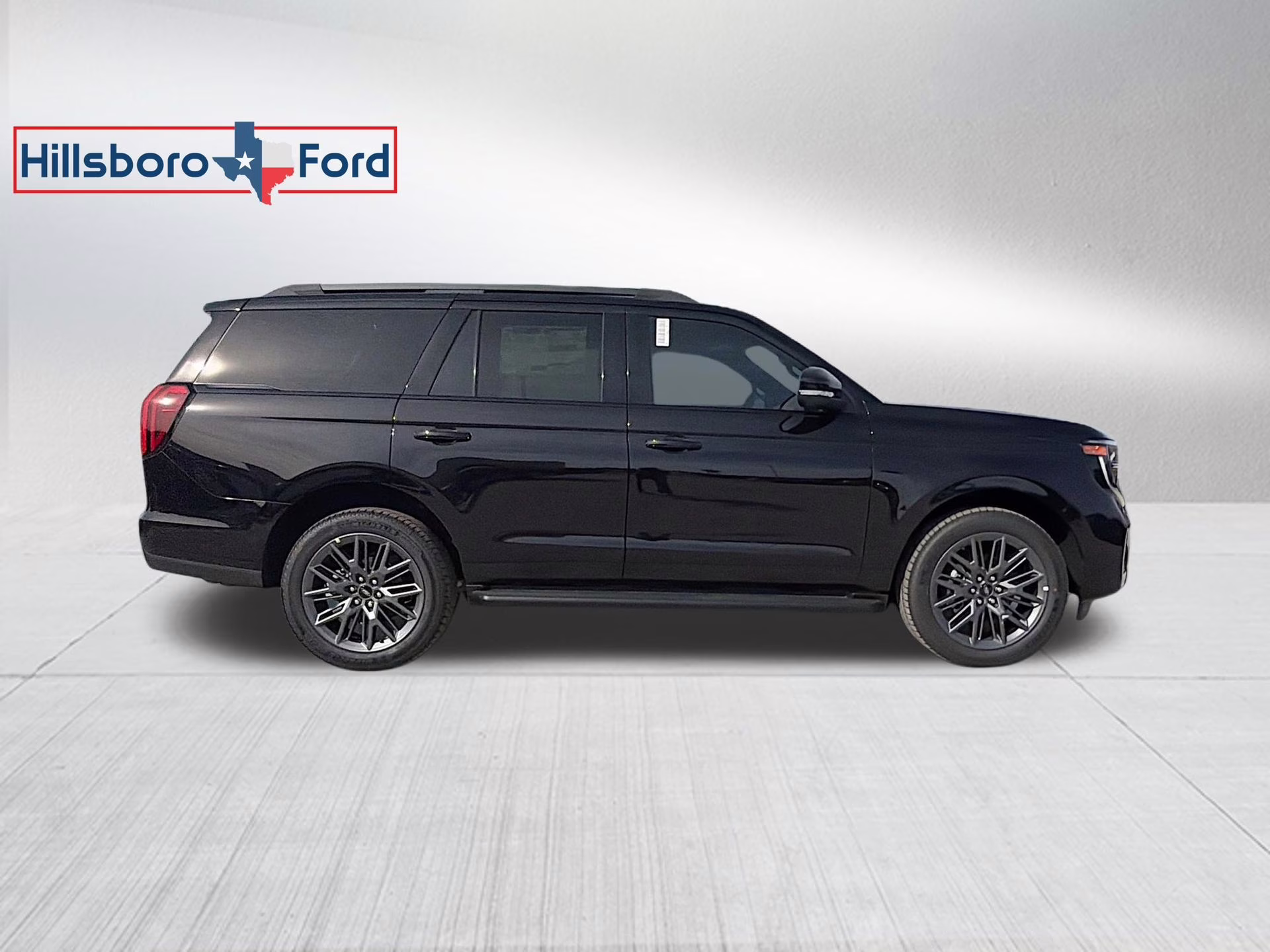 2026 Agate Black Metallic Ford Expedition Platinum 4X4 SUV