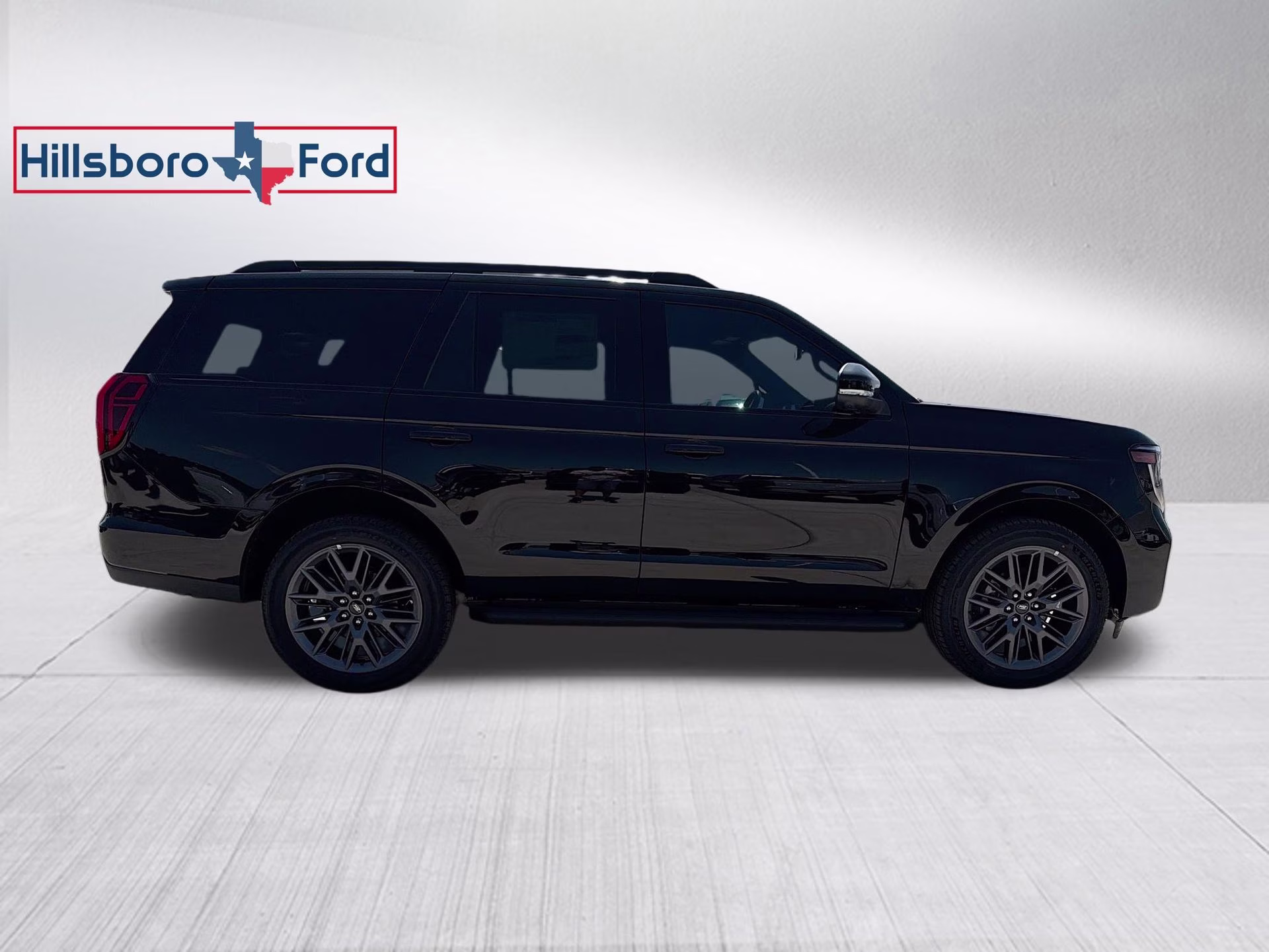 2026 Agate Black Metallic Ford Expedition Platinum 4X4 SUV