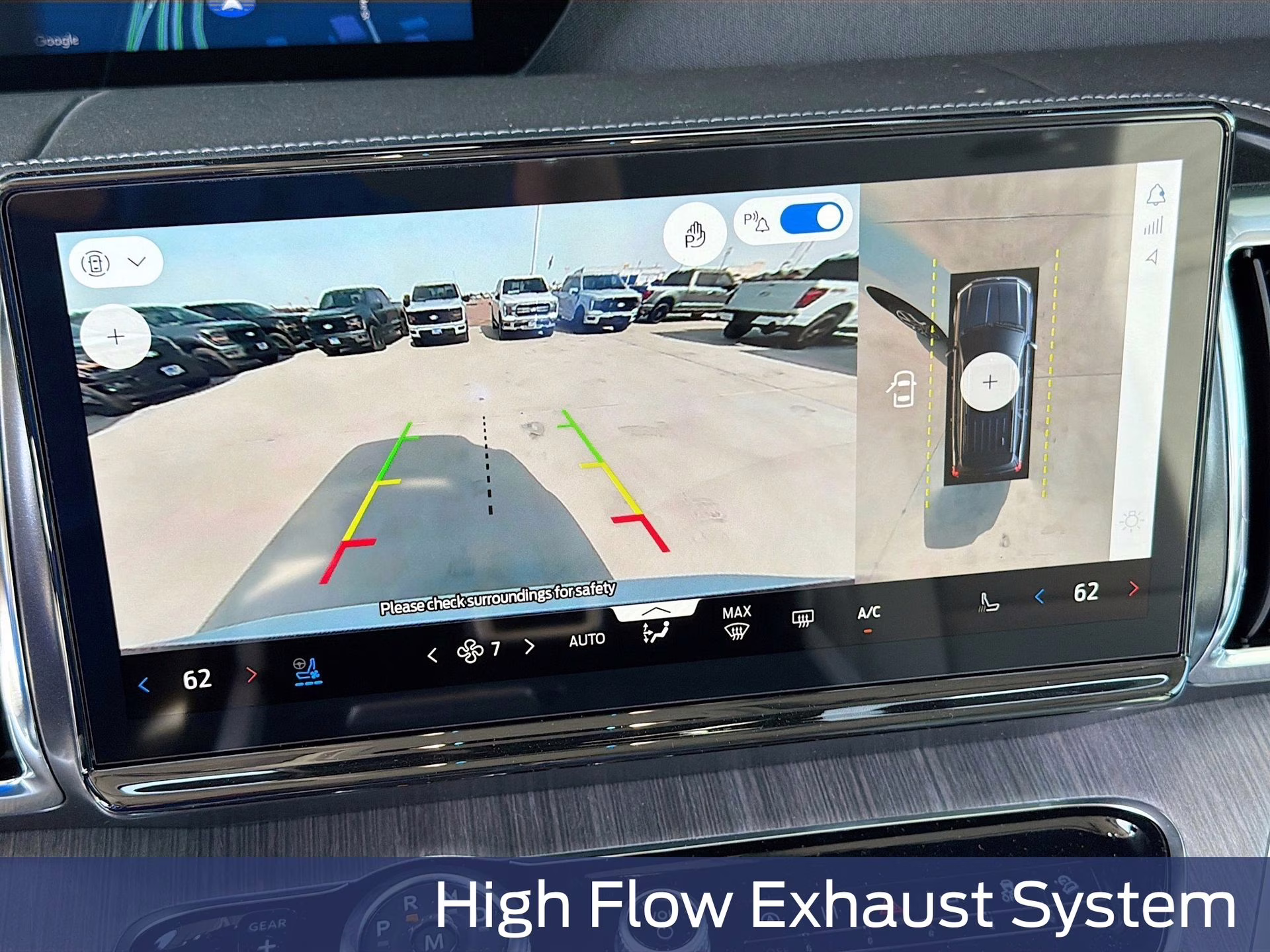 2026 Star White Metallic Tri-Coat Ford Expedition Platinum 4X4 SUV