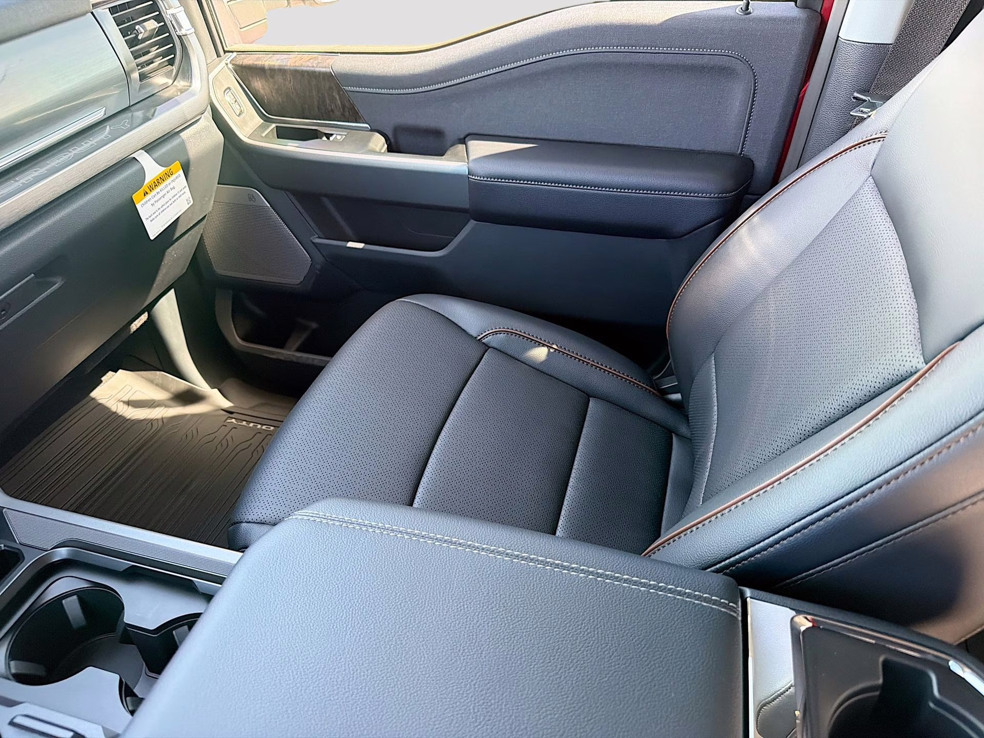 2026 Ruby Red Metallic Tinted Clearcoat Ford Super Duty F-250 SRW Lariat 4X4 Truck