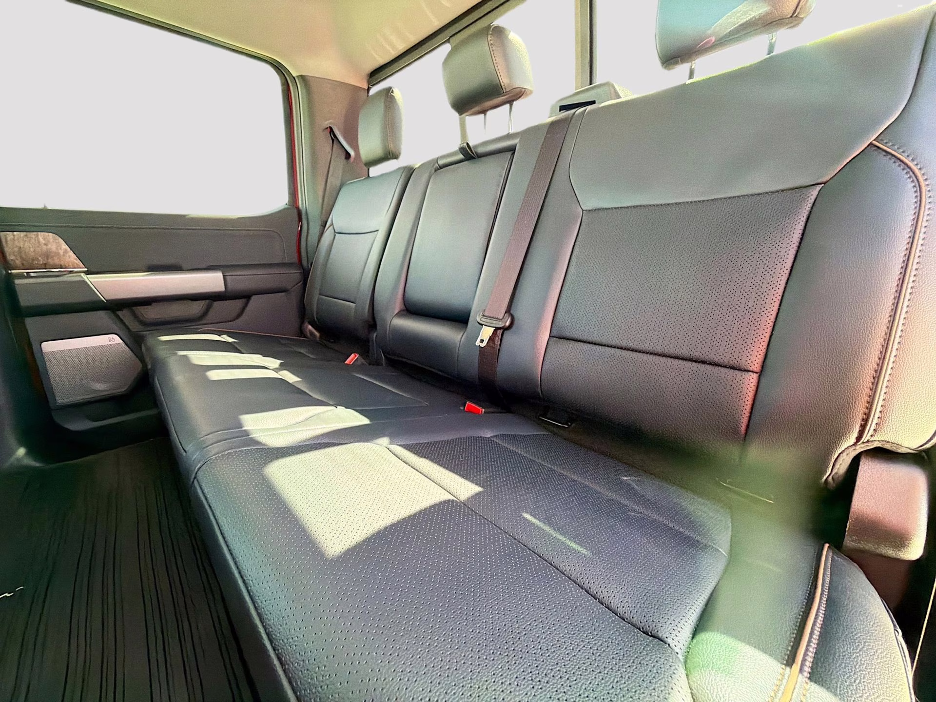 2026 Ruby Red Metallic Tinted Clearcoat Ford Super Duty F-250 SRW Lariat 4X4 Truck