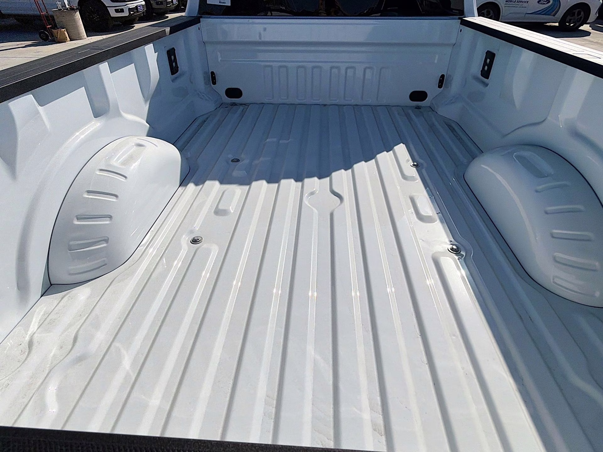 2026 Oxford White Ford Super Duty F-350 SRW XL 4X4 Truck