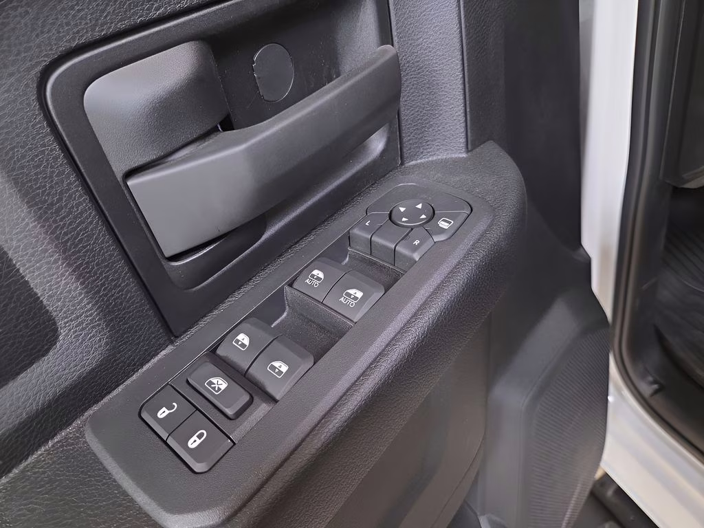 2026 Bright White Clearcoat Ram 2500 Tradesman 4X4 Truck