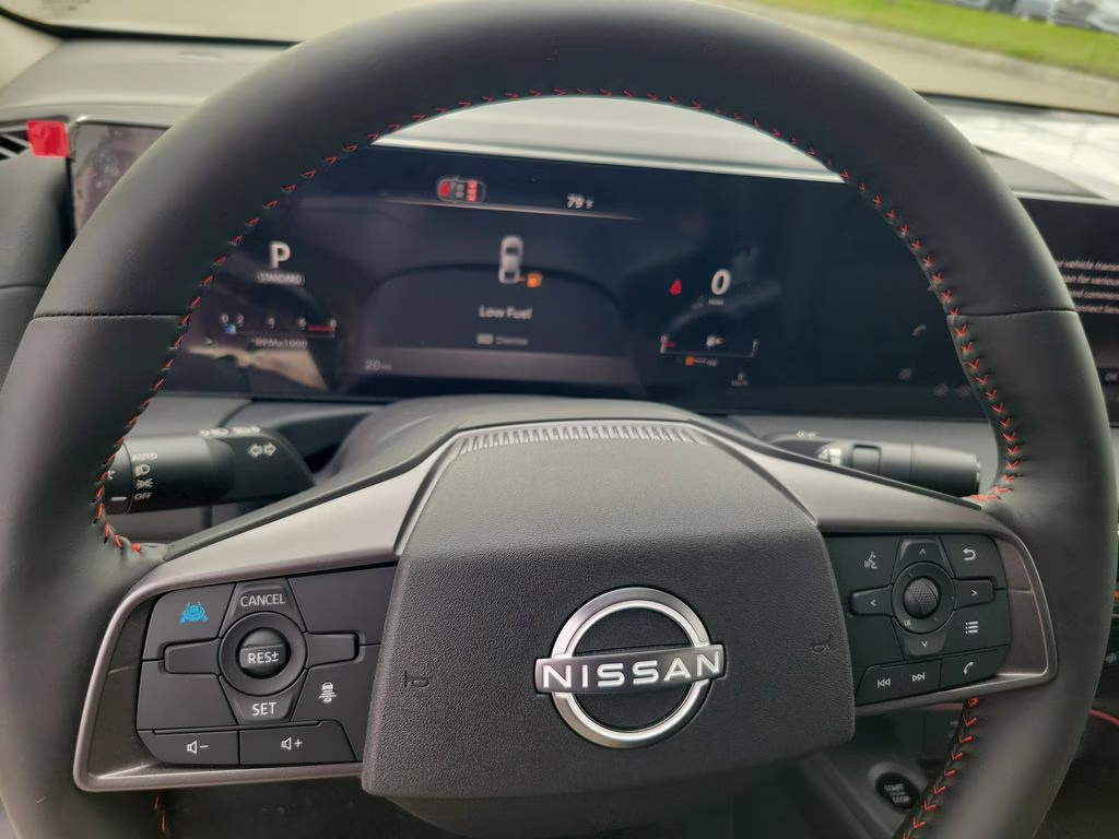 2026 White / Black Nissan Sentra SR FWD Sedan