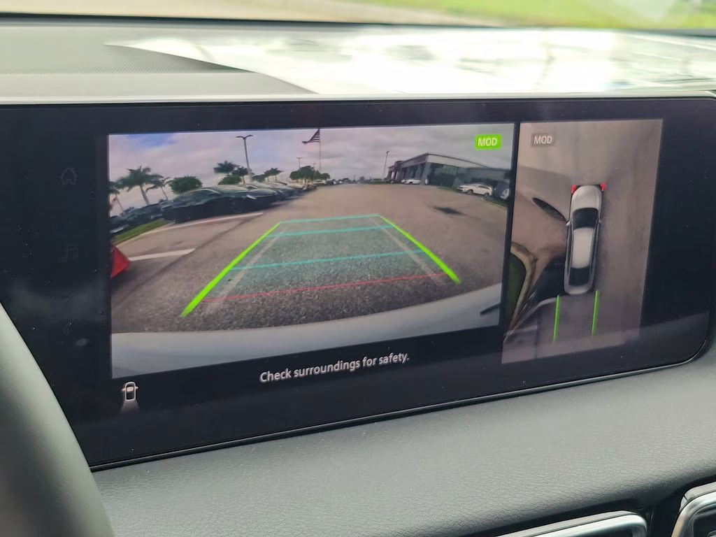 2026 White / Black Nissan Sentra SR FWD Sedan