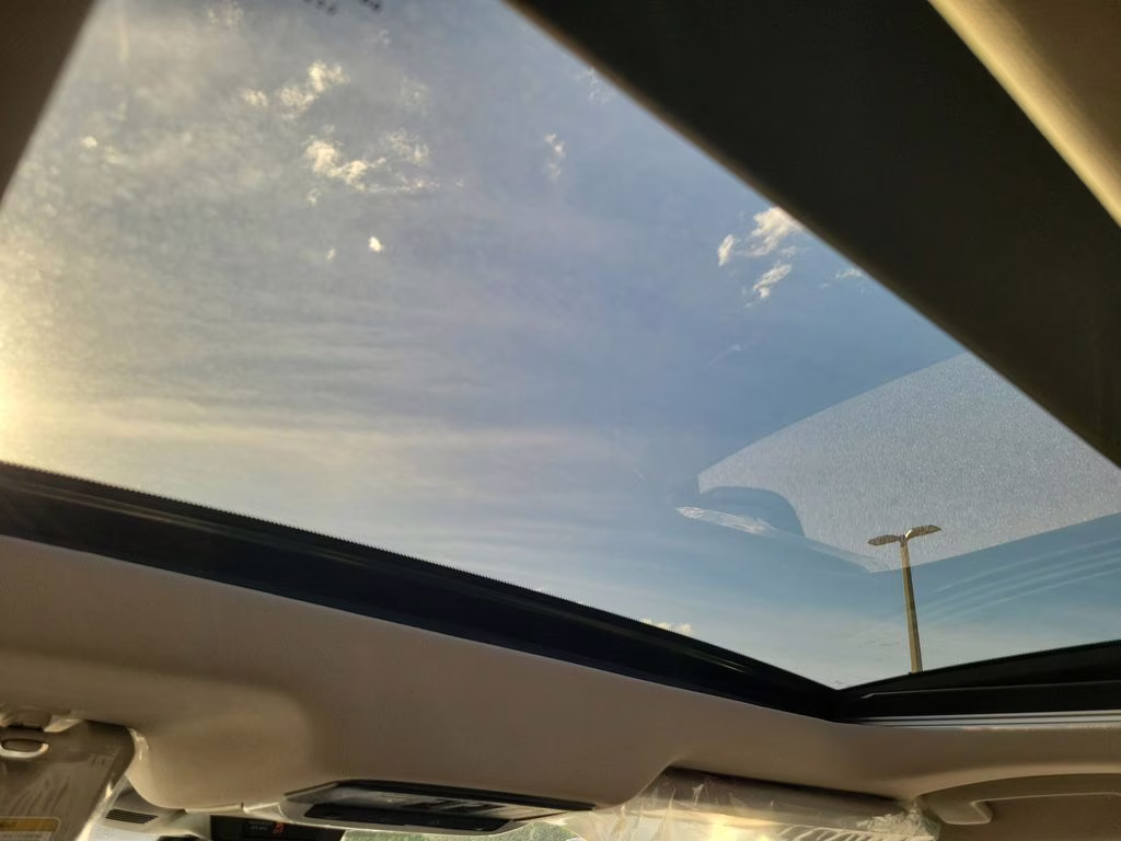 2026 White Pearl Nissan Rogue SV FWD SUV