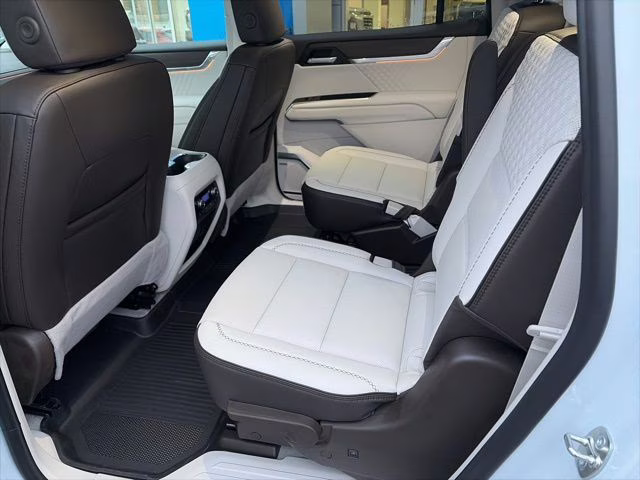 2026 Glacier White Tricoat GMC Acadia Denali AWD SUV