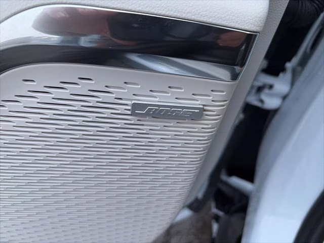 2026 Glacier White Tricoat GMC Acadia Denali AWD SUV