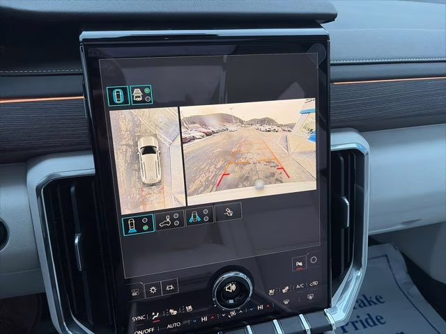 2026 Glacier White Tricoat GMC Acadia Denali AWD SUV