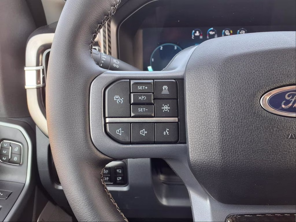 2026 Glacier Gray Metallic Tri-Coat Ford Super Duty F-250 SRW LARIAT 4X4 Truck