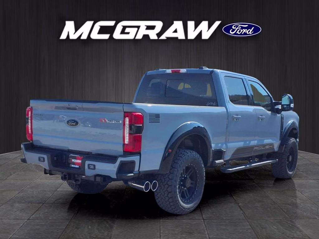 2026 Glacier Gray Metallic Tri-Coat Ford Super Duty F-250 SRW LARIAT 4X4 Truck