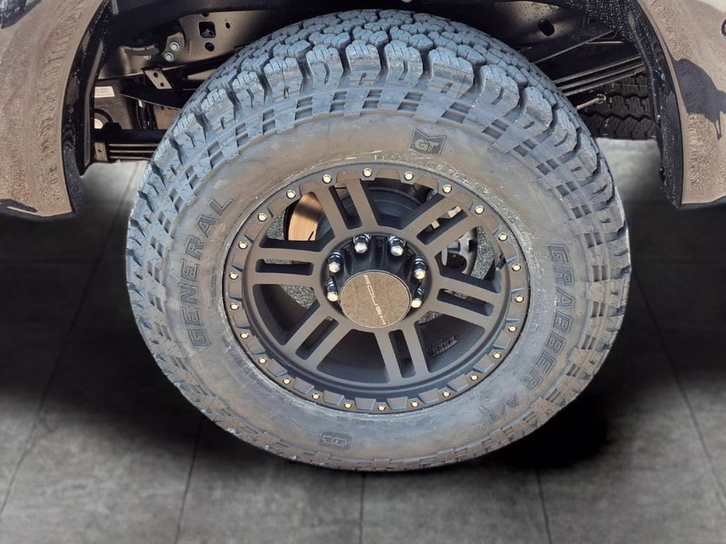 2026 Glacier Gray Metallic Tri-Coat Ford Super Duty F-250 SRW LARIAT 4X4 Truck