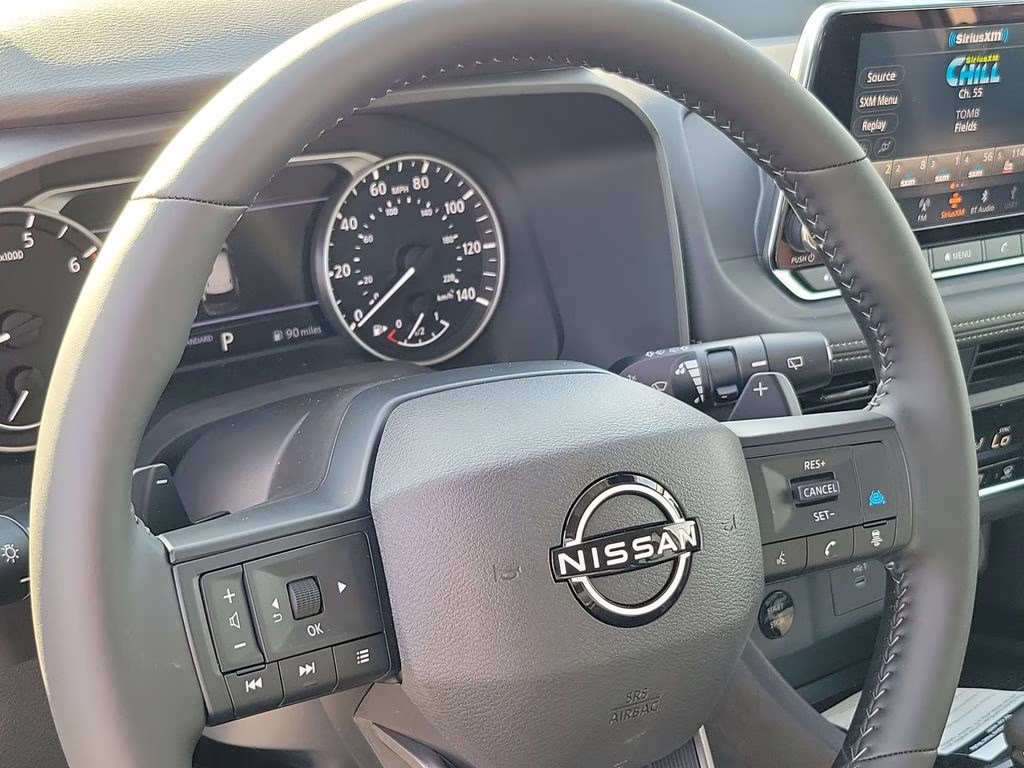 2026 Everest White Pearl Tricoat Nissan Rogue SV FWD SUV