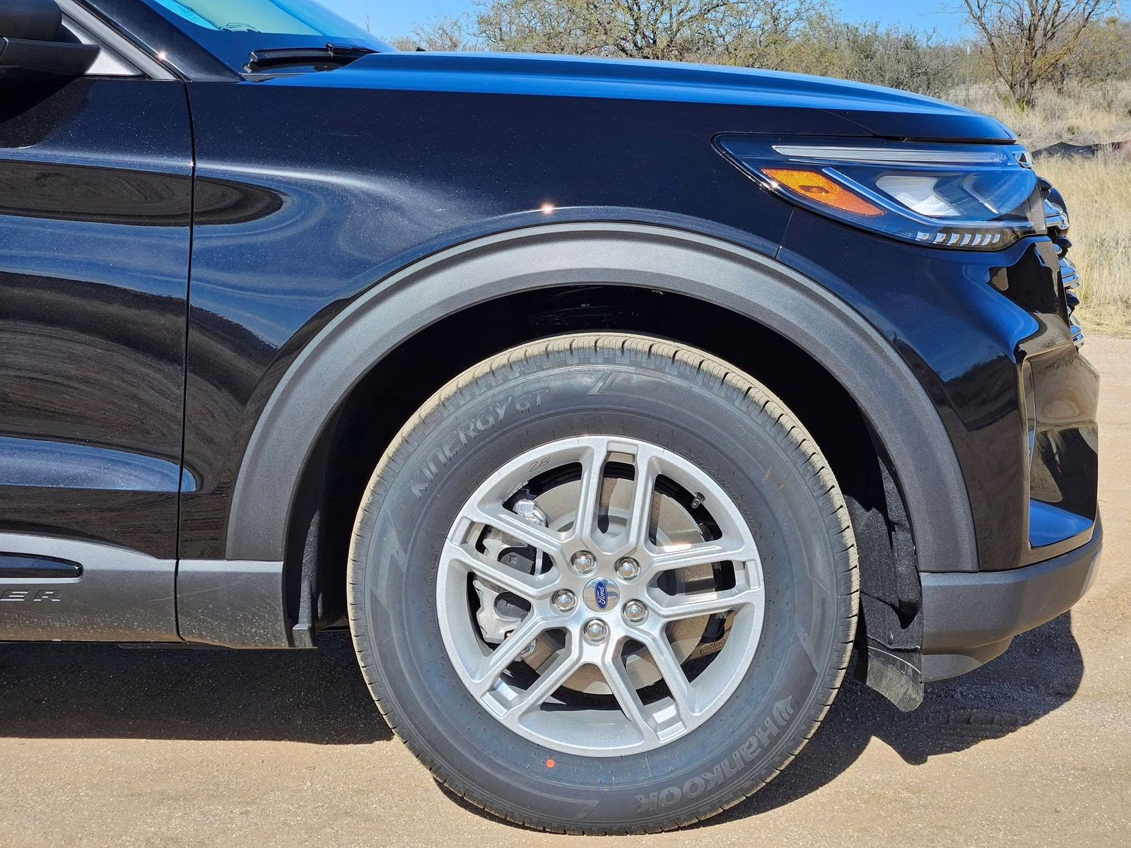 2026 Black Metallic Ford Explorer Active RWD SUV