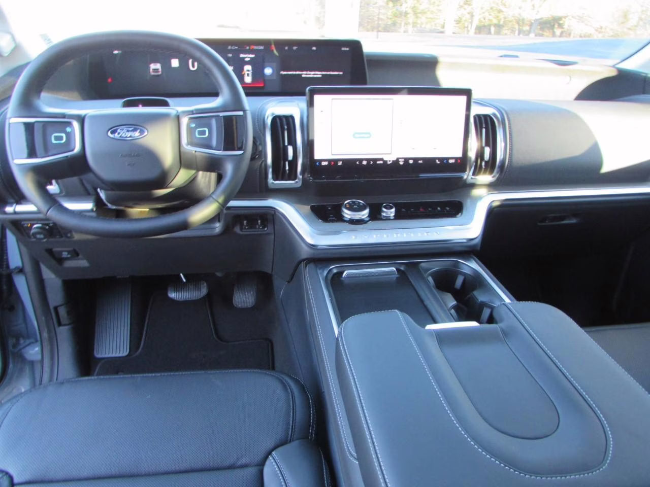 2026 Glacier Gray Metallic Tri-Coat Ford Expedition Platinum 4X4 SUV