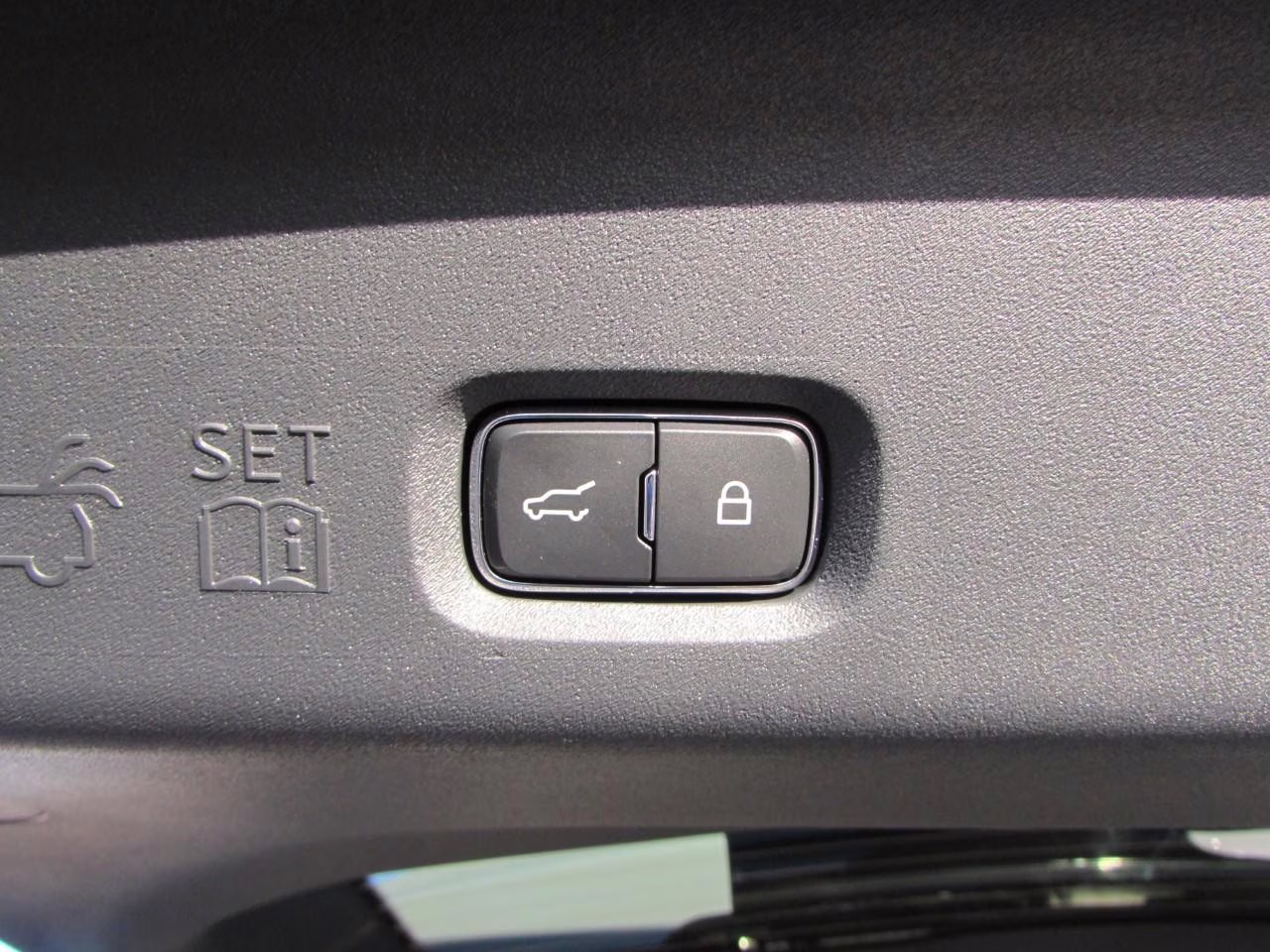 2026 Glacier Gray Metallic Tri-Coat Ford Expedition Platinum 4X4 SUV