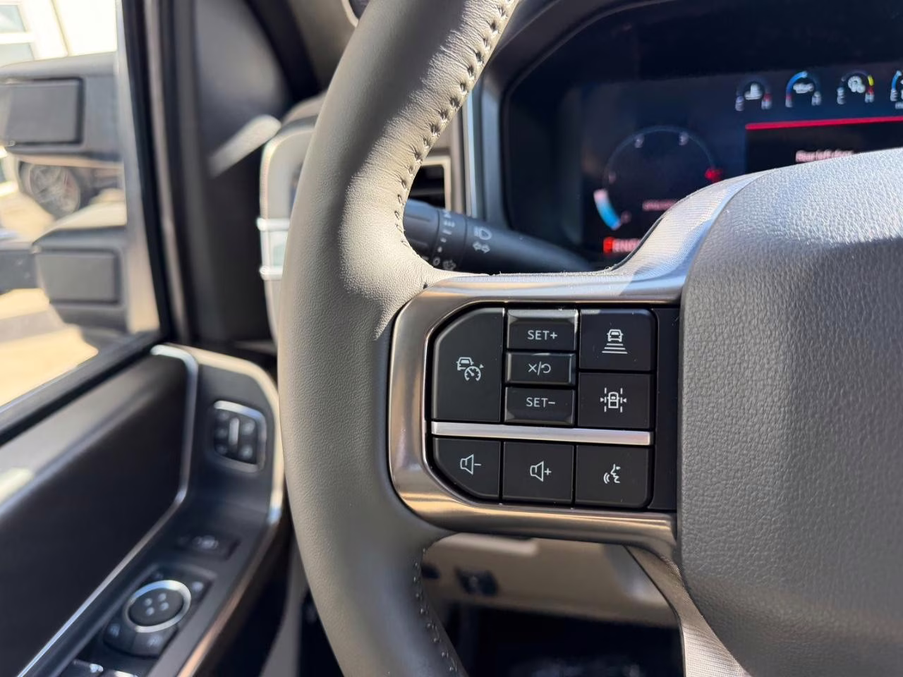 2026 Avalanche Ford Super Duty F-350 SRW Platinum 4X4 Truck