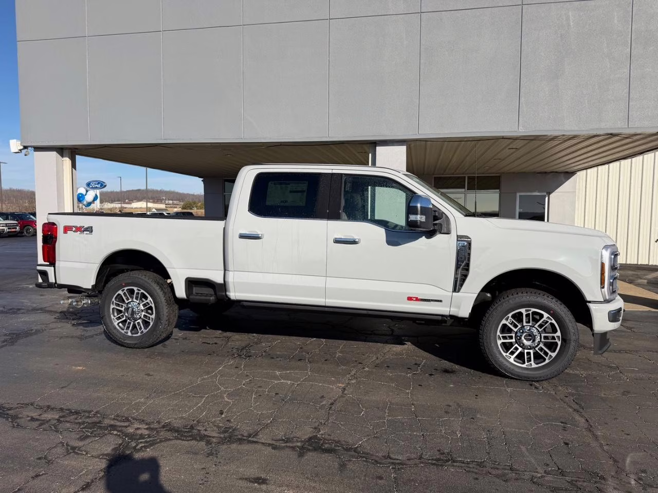 2026 Avalanche Ford Super Duty F-350 SRW Platinum 4X4 Truck