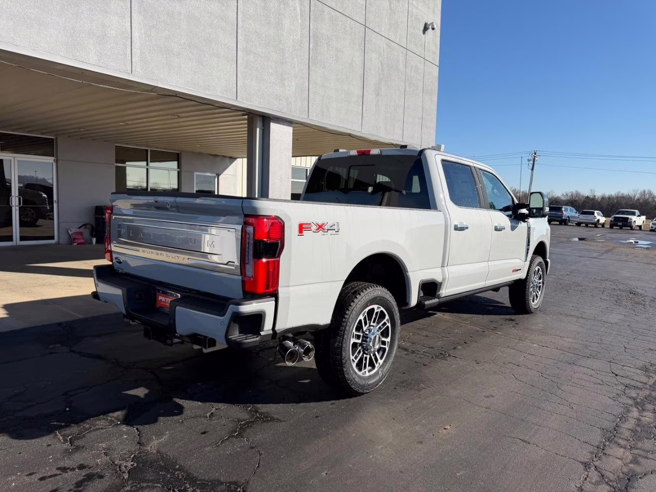 2026 Avalanche Ford Super Duty F-350 SRW Platinum 4X4 Truck